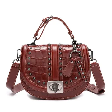 2019 Crocodile Leather Women Bag Top Grain Cow Leather Fashionable Handbag Lady Rivet Shoulder Bags Black