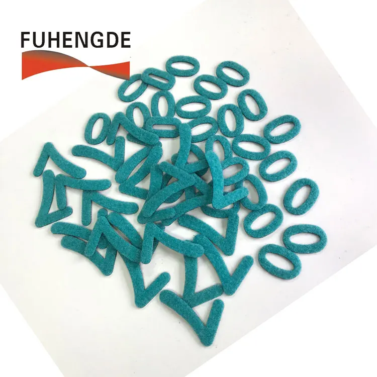 Изготовленные на заказ термоклейкие нашивки с буквами для одежды полотенец или синели