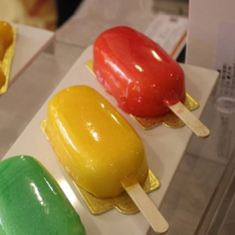 Food Grade 4 Cavities Oval ice cube tray silicone mold  Popsicle Ice Cream Silicone Mold