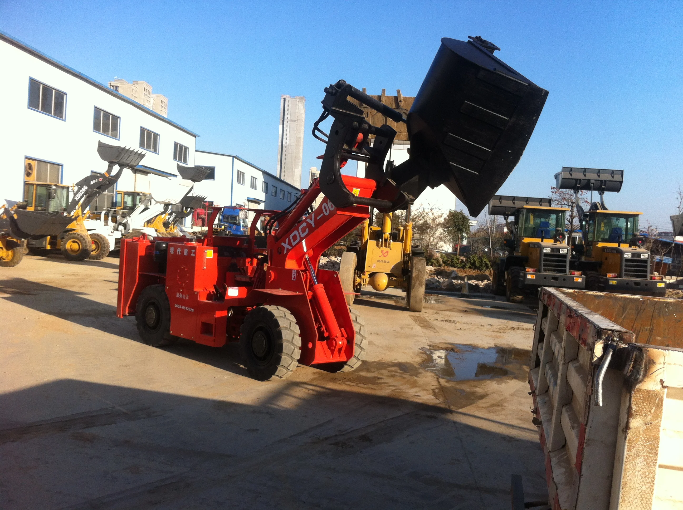 Side Unloading China XDCY-06 Underground Loader / Scooptram / LHD with good Service