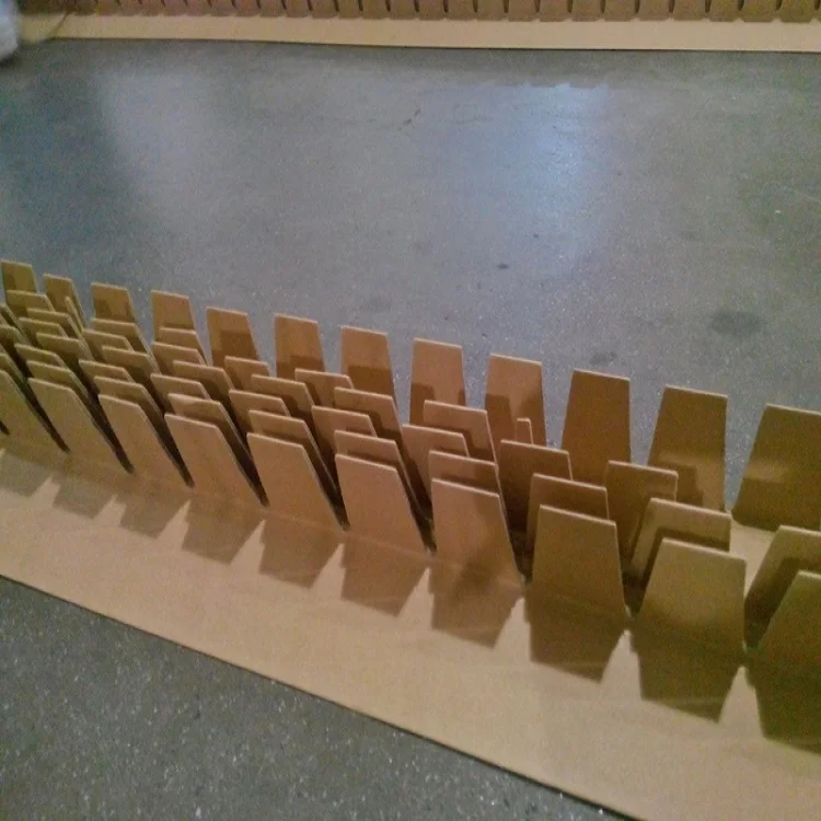 Strong Protective Paper Wrap Around Corner Edge Board rotary punching Machine