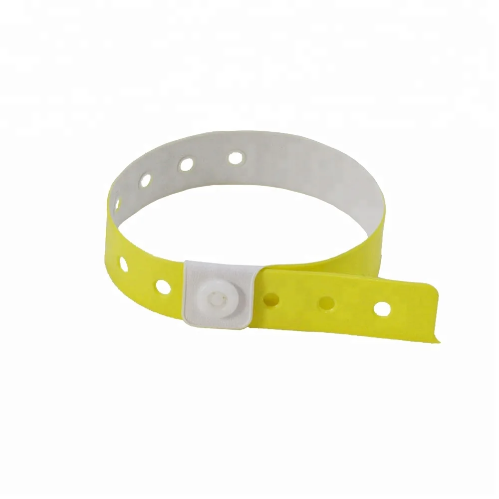Hot trend 250x16mm L-shape lockable PVC wristband for function