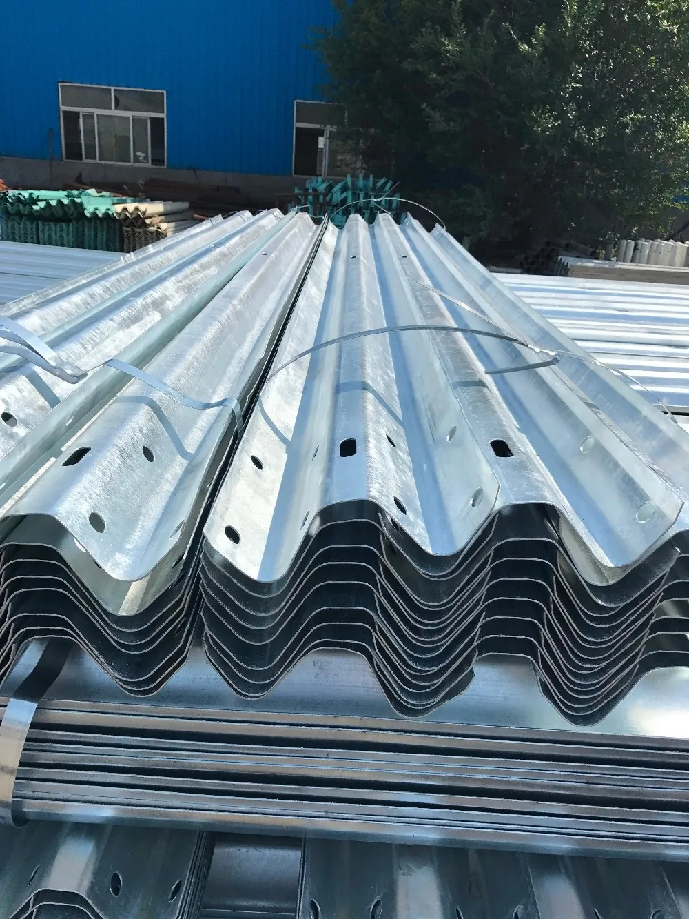 Steel Highway Guardrail W Beam Road Safety Item for Roadways and Highways