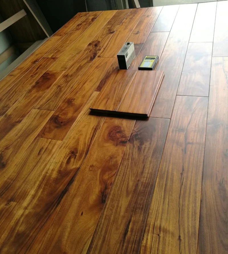 
 Золотисто-коричневый плоский уф лак Акация/Азиатский грецкий деревянный настил  