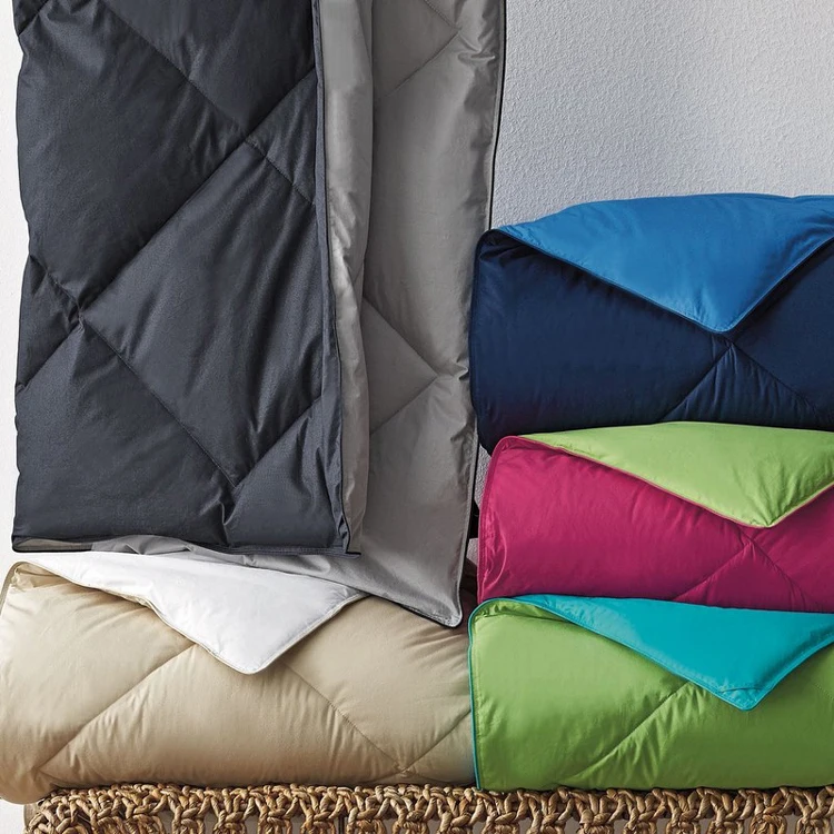 Постельные принадлежности для отеля 100% микрофибра ткань Синтетический полиэстер или пуховое одеяло и одеяло с королевским размером на заказ