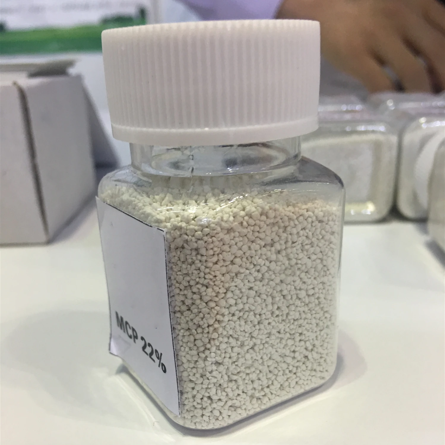 
mcp feed grade monocalcium phosphate monohydrate for poultry fish feed 