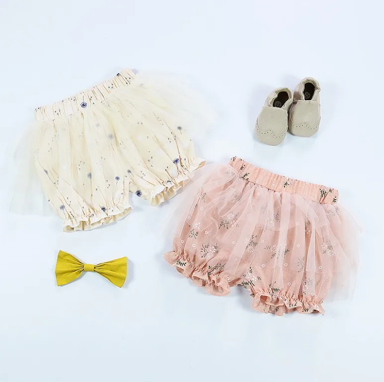
Baby Bloomers Infant Toddler Girl Yellow Dandelion Floral With White Tulle Shorts Kids Girl Ruffle Shorts for 0-2 years 
