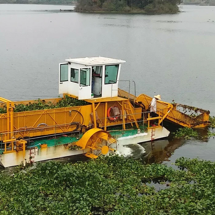 Портативный уборочный комбайн для очистки сорняков в реке