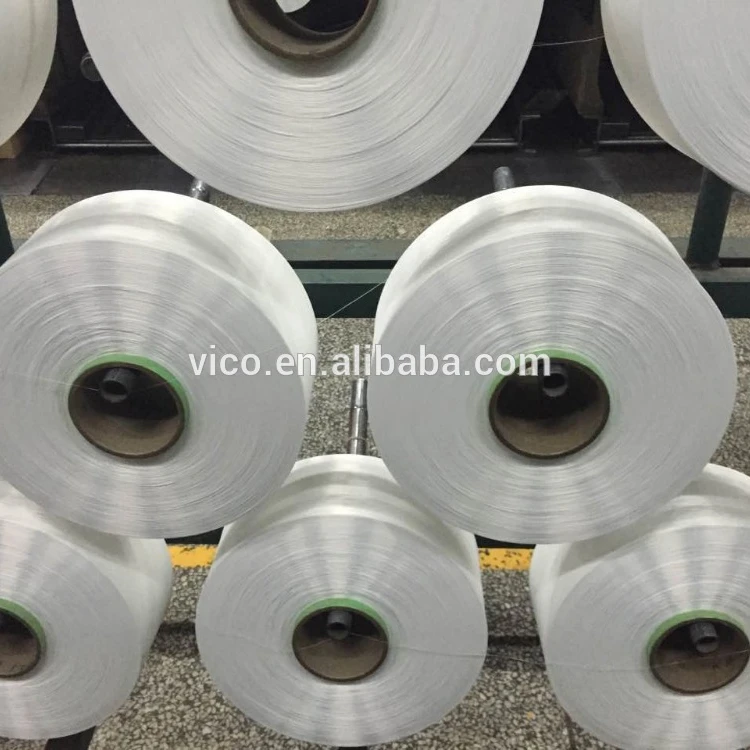 Polyester/polyamide microfiber yarn