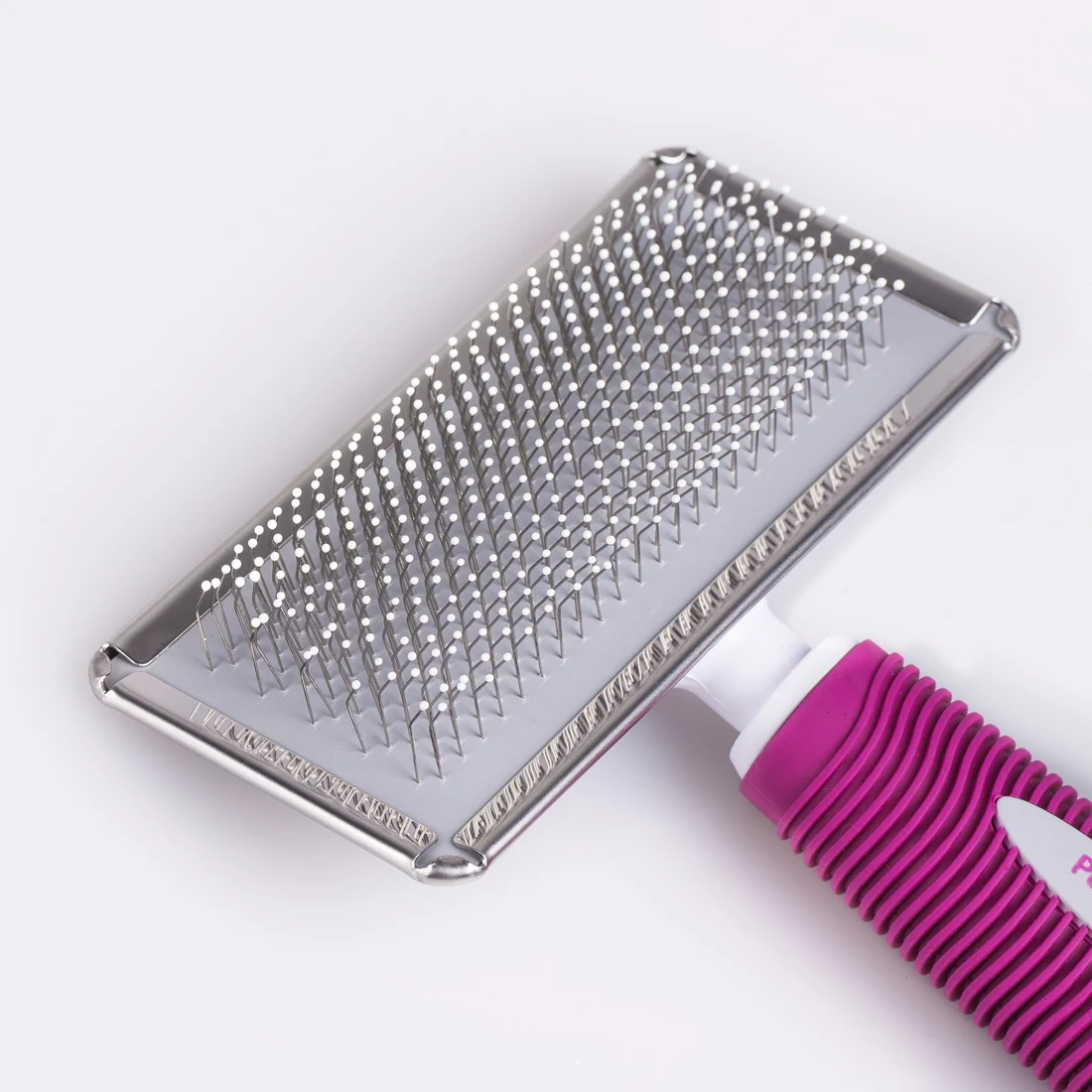 Best Selling Colourful Plastic Handle Pet Blicker Brush Fine Pet Products Dog Grooming Supplies