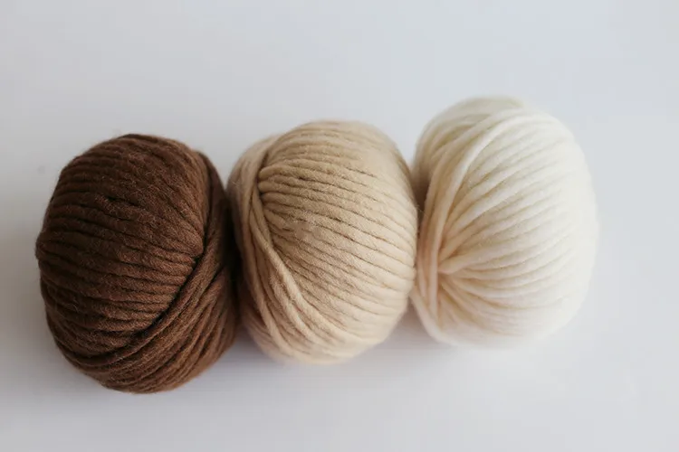 cheap wholesale 100% wool yarn, knitting wool yarn, wool roving yarn for hand knitting sweater