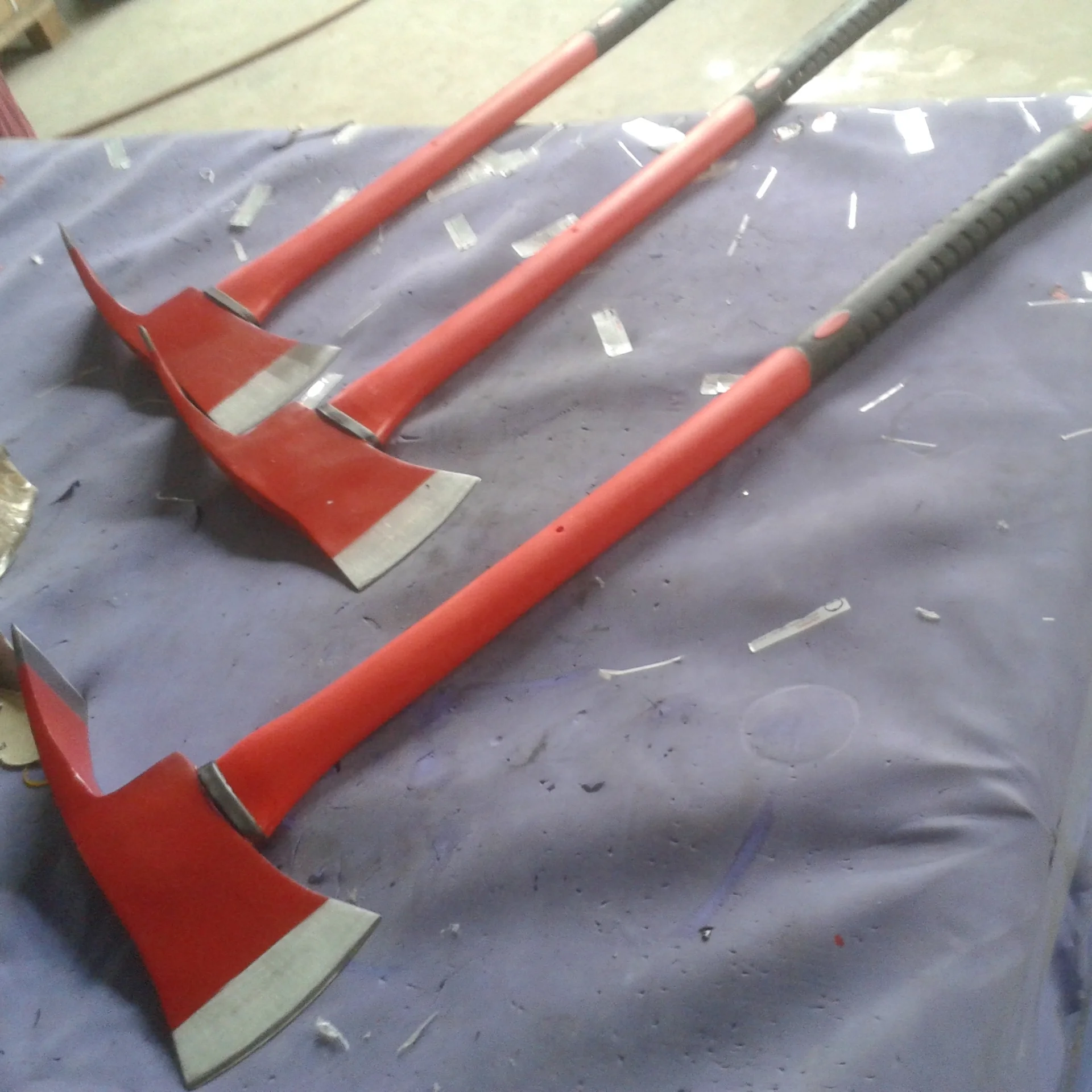 
 Пожарный топор  