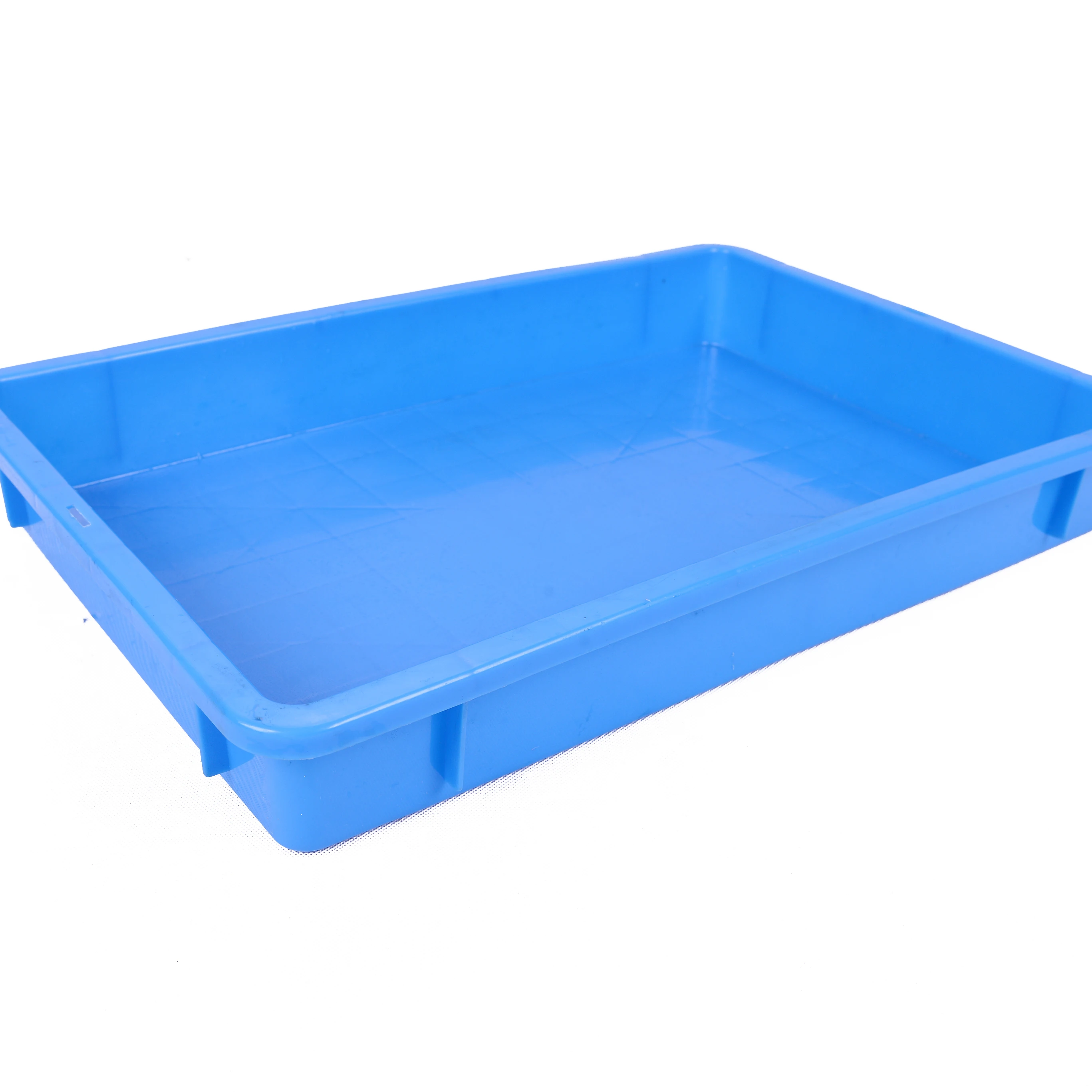 Plastic electronic crate