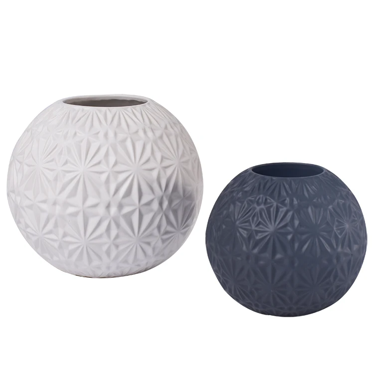 Wholesale modern style snowflake embossed matte black home decor ceramic vase