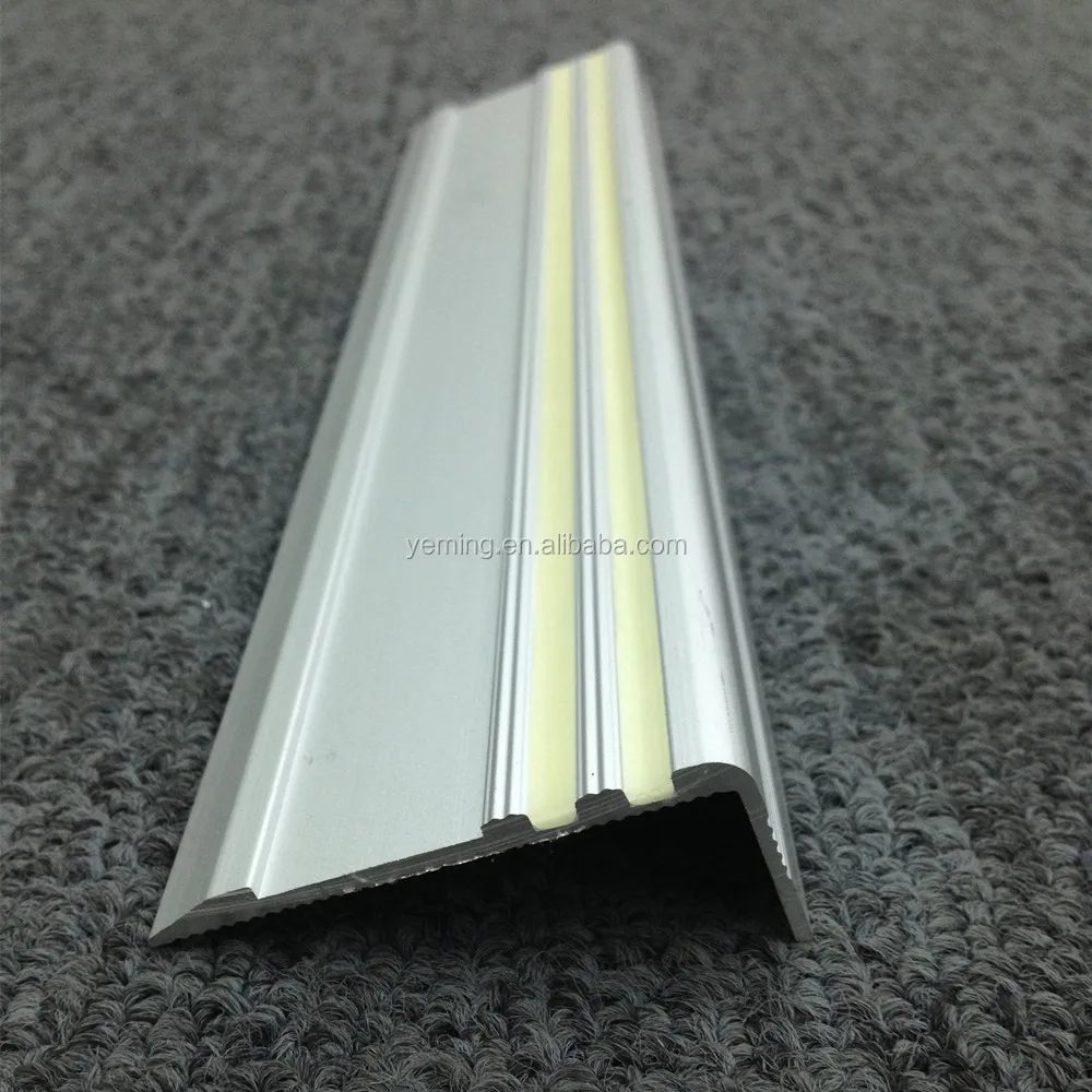
glow photoluminescent stair nosing 