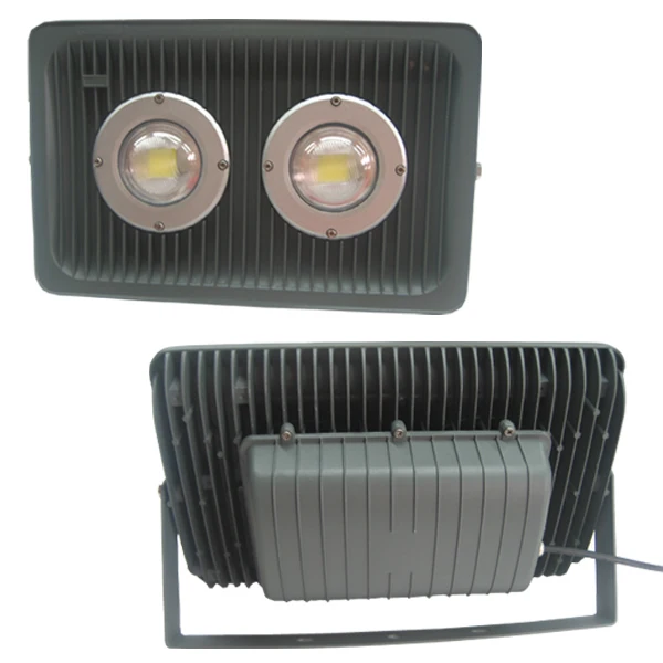 
100W Waterproof IP65~66 die cast aluminum housing led flood light 