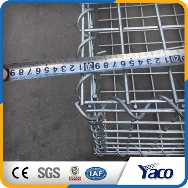 Сад красивый декор оцинкованной габионных подпорных стен