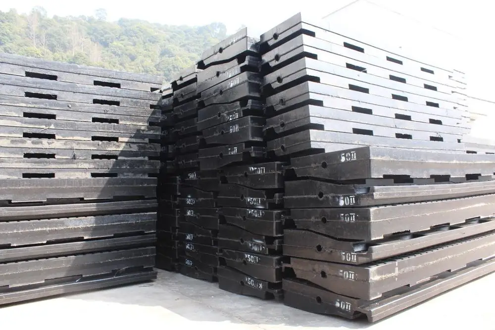 
Raliway level crossing pads 