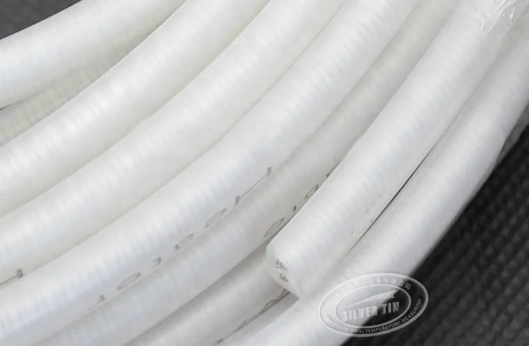 30 Вт/м постоянной мощности силиконовой резины водоотводная труба Размораживание нагревательный провод кабель