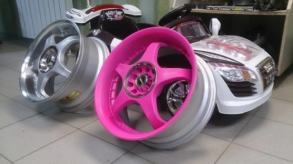 
Aeropak 400ml Fluorescent Rubber Paint for wheel and car 