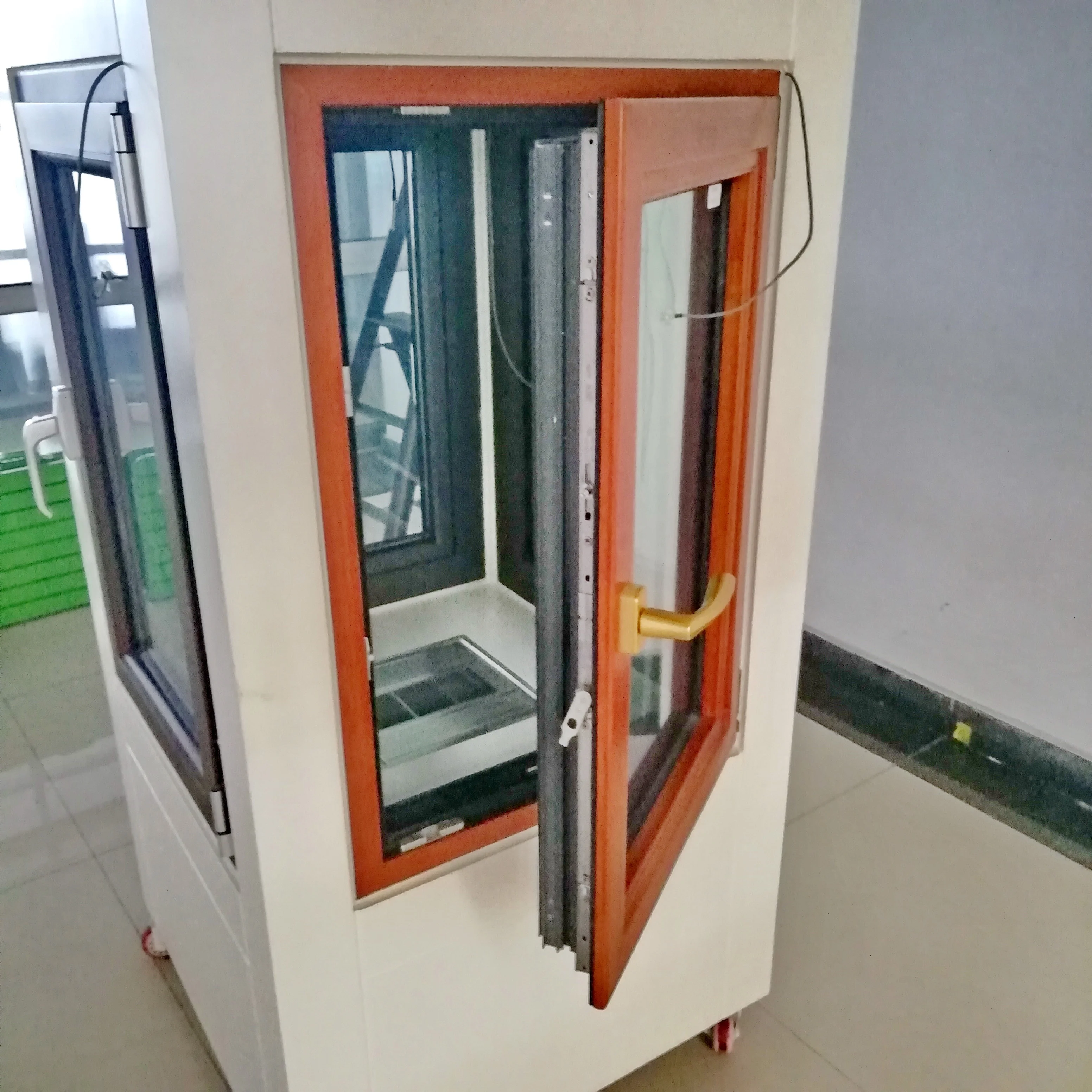 High-quality Aluminum Wood Al-wood Composite Window Aluminum Alloy+wood+glass+accessories,aluminum IMAGERY Windows Horizontal