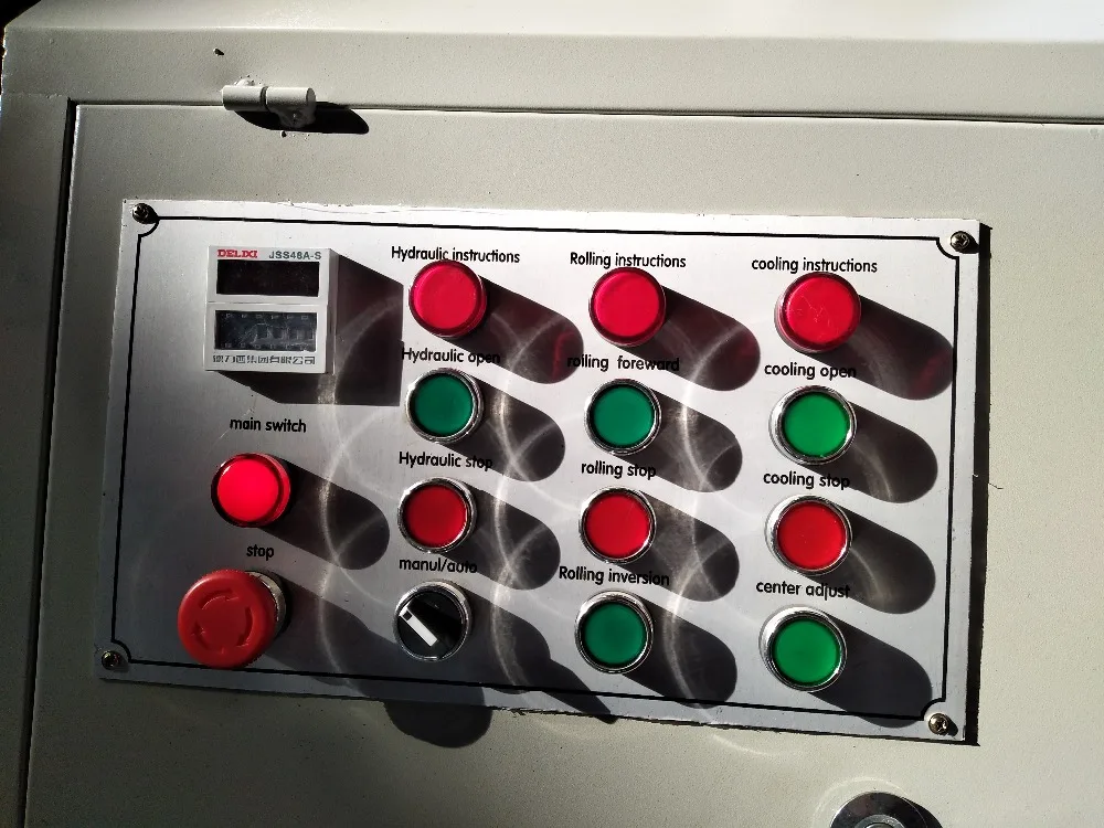 three roller through feed roller thread rolling machine