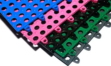 Antiskidding plastic bathroom floor mat for toilet