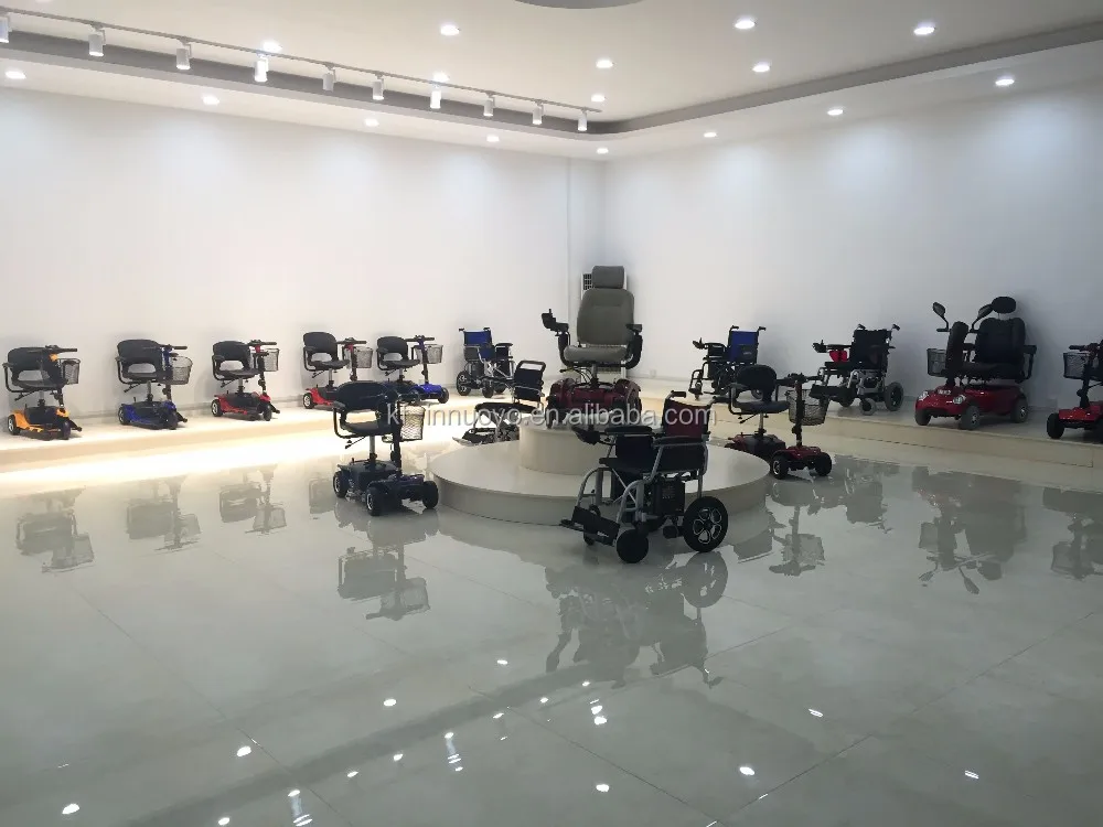 Lightweight Folding Four Wheel Mobility Scooter W3433