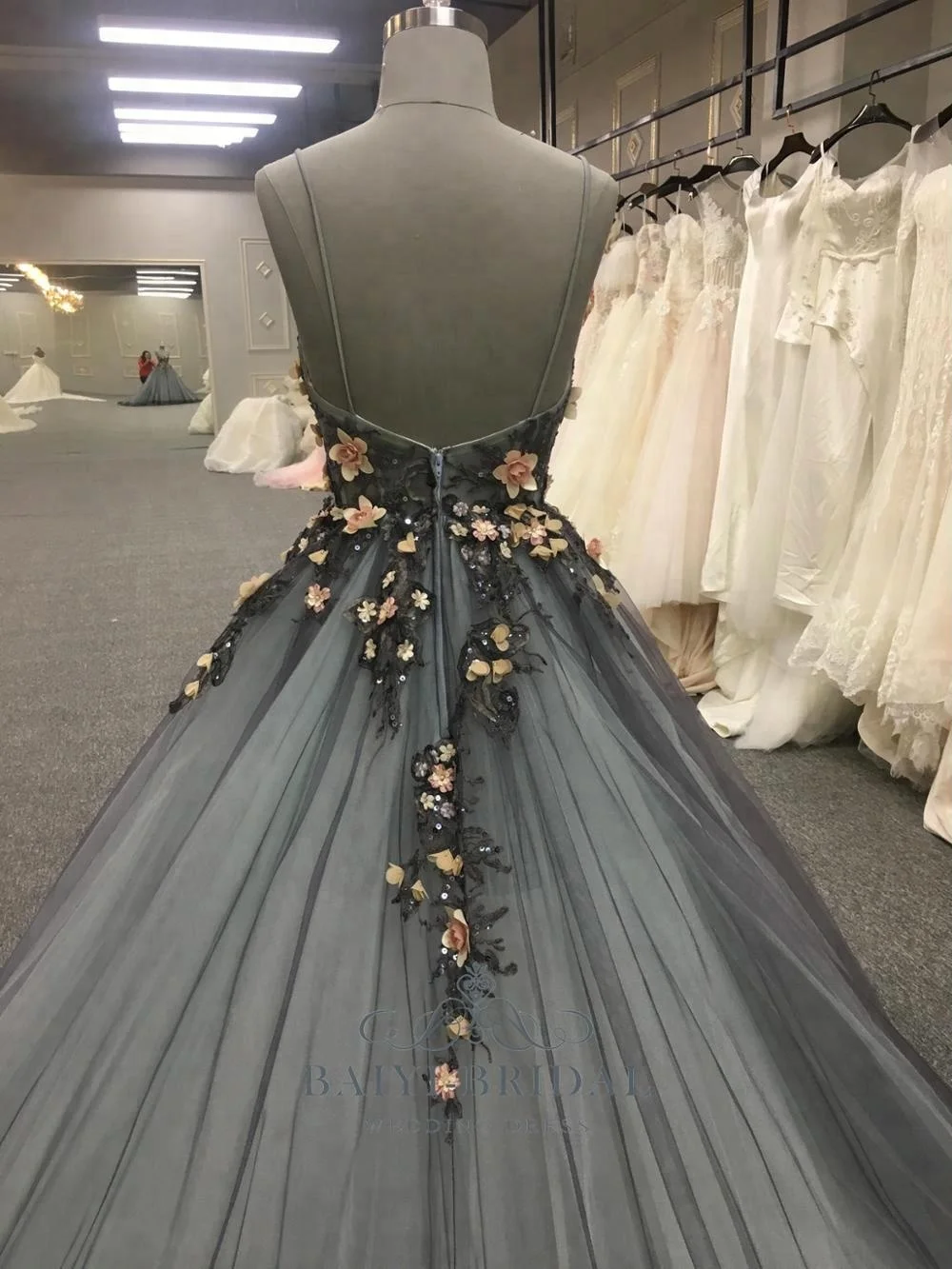 Sleeveless elegant wholesale flower strap black backless 2021 evening dresses