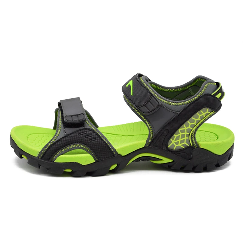 Мужчины пол PU верхняя 2017 последние летние мужчины обувь спортивные сандалии