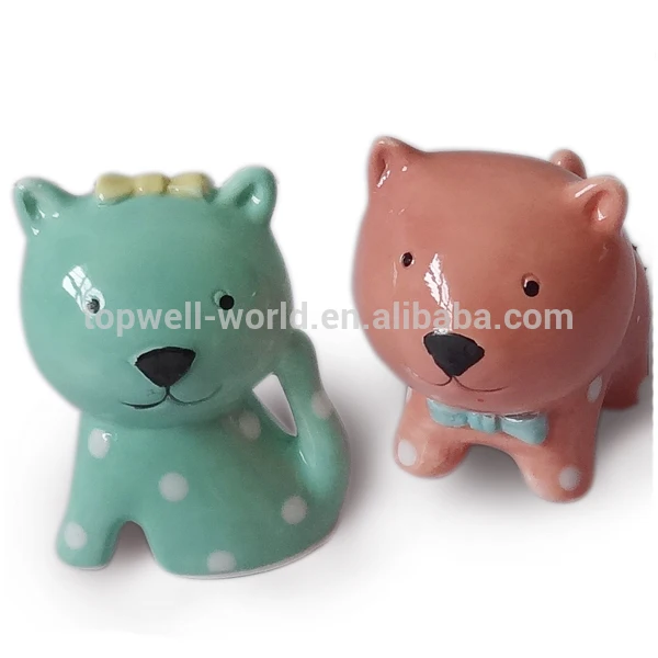 2pcs ceramic serving set, cat and dog shaped salt and pepper shakers