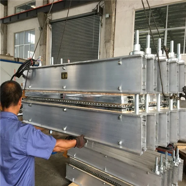 portable machine used to splice rubber conveyor belt