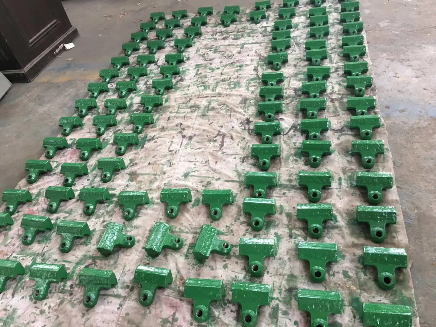 stone crusher spare parts rotor tips for VSI barmac b9100 crusher spare parts