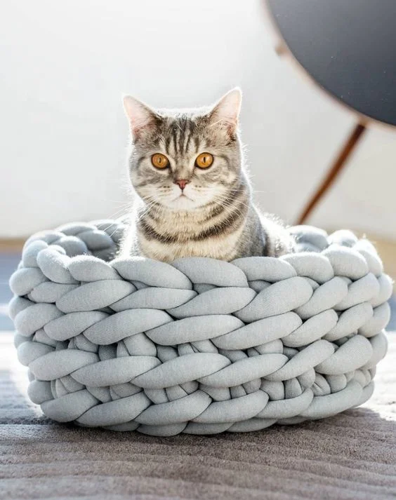 
Super Chunky Round Funny Pet Bed Arm Knitting Cotton Tube Design Nest Cat Bed 