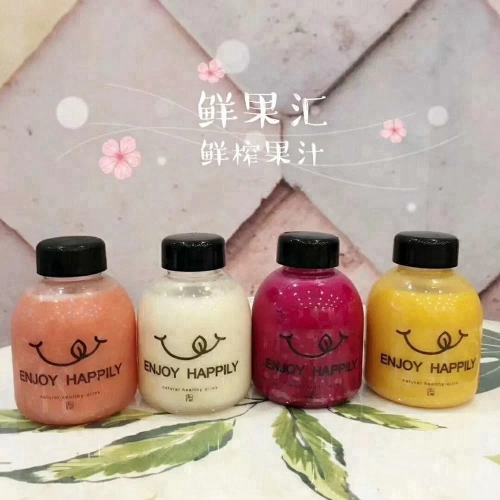 Cute 400ml Plastic PET Juice Bottles Seal Brush Cap Soda Beverage Packaging Hot Stamping 330ml/500ml/700ml Options Available