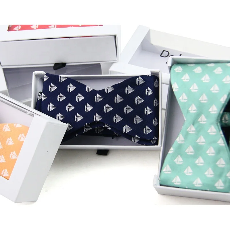 Wholesale Fashion Design Adjustable Length Self Tie Bowtie Polka Dot Boys Bow Tie Set