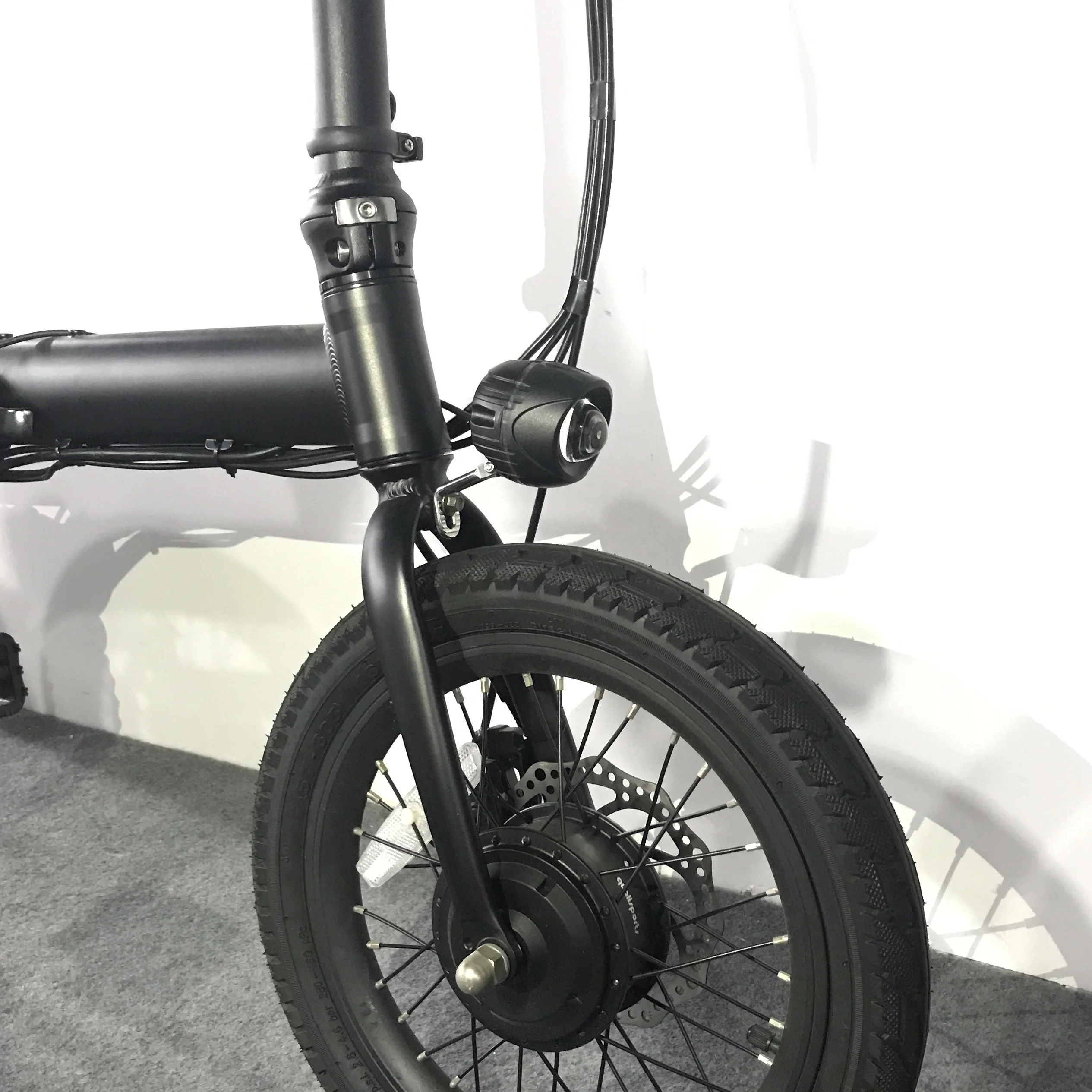 Electric Bicycle LED Light Headlight 36V/48V/60V Bike Light with horn/ DoodleBike