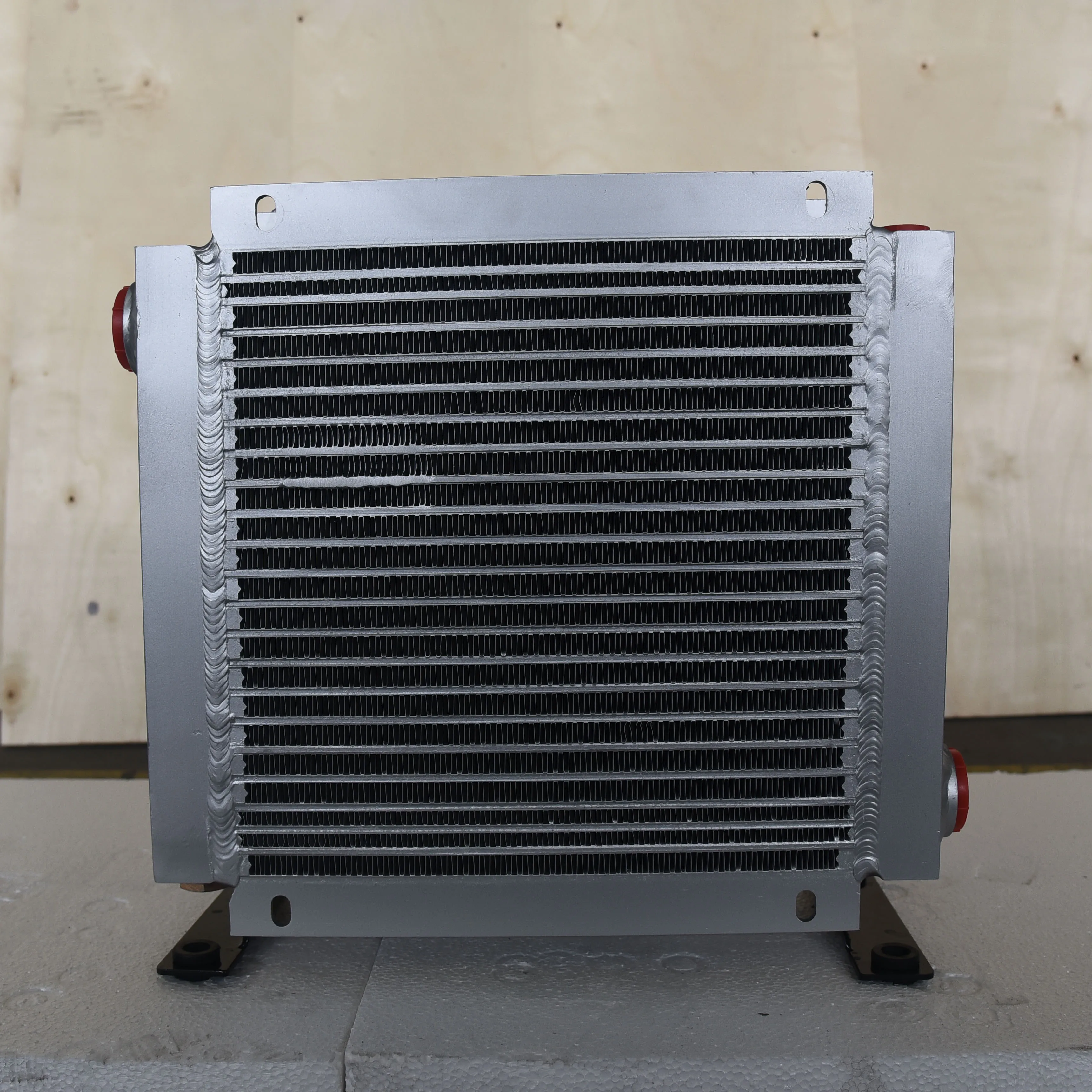 Hydraulic Radiator Hydraulic Oil Cooler Radiator supplier