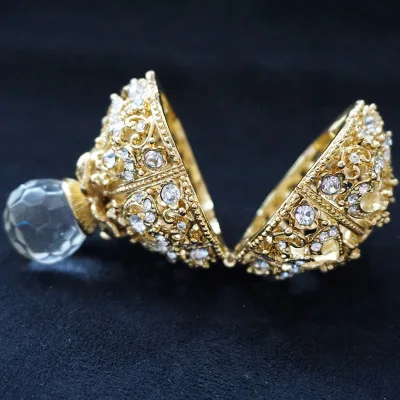 Metal Royal Cinderella Pumpkin Horse carriage Jewelry Case Wedding Decoration Girls Gift Ring Ornament Container