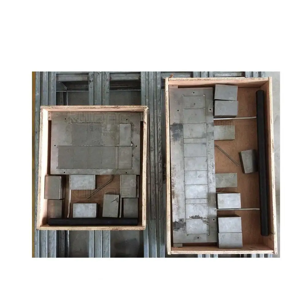 Алжирский желтый и белый номерной знак