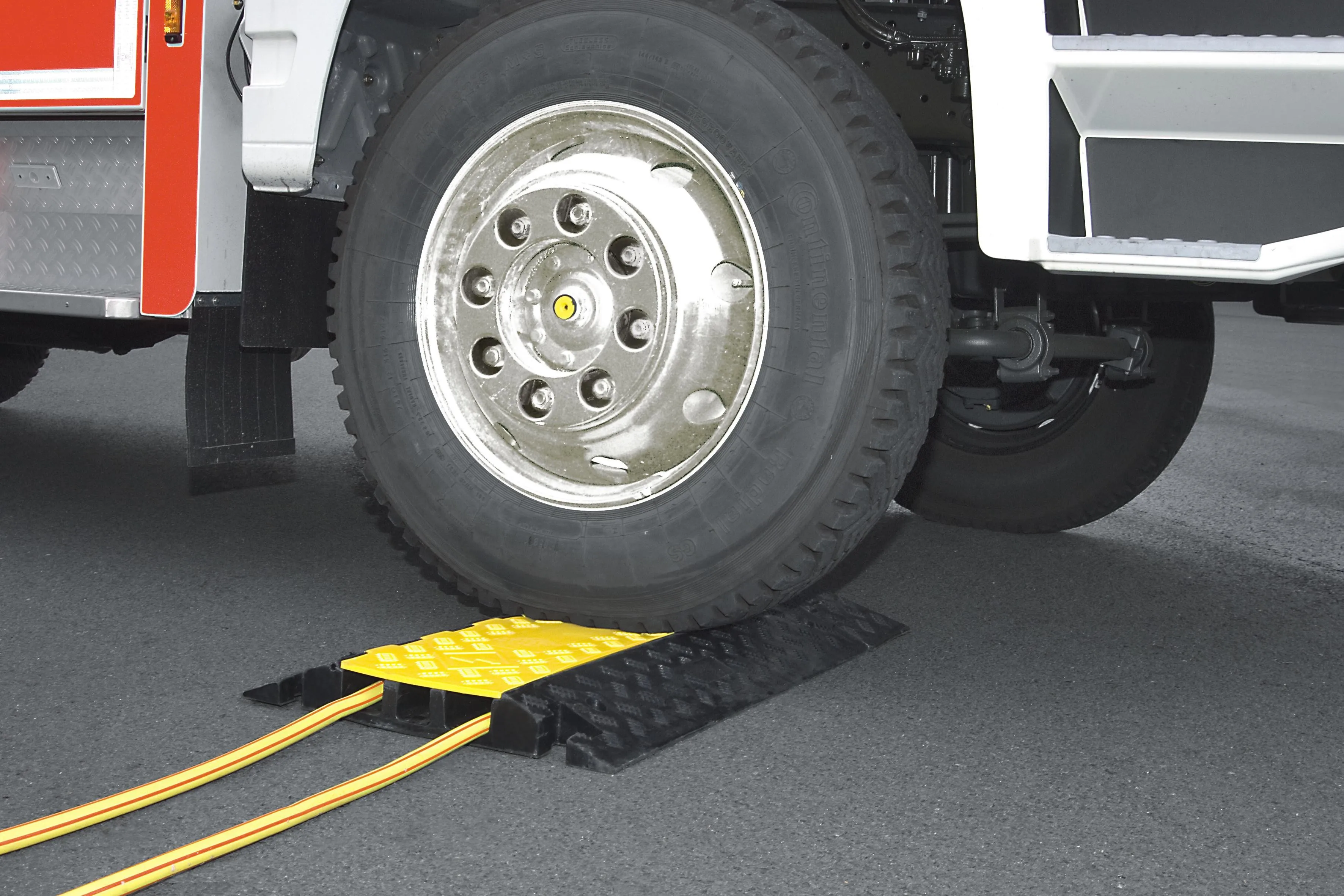 2 channel  Cable  protector / Cover/Cable Guard cable ramp bridge