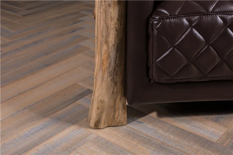 
Used Wood Frame Chesterfield 2 Seater Leather Sofa Cushion 