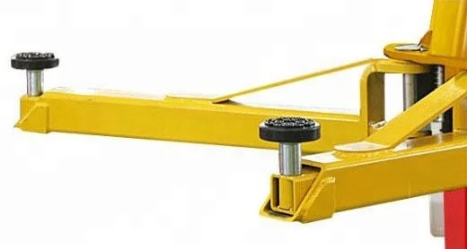 Asymmetrical Column 4000kgs Capacity Clear Floor Two Post Car Lift