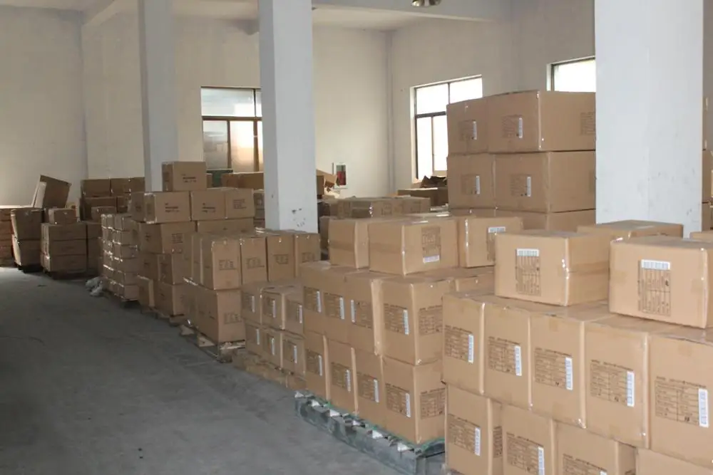 wholesaler vehicle tools 18pcs Universal Automotive  Radiator Pressure Tester kit For Cooling System tester