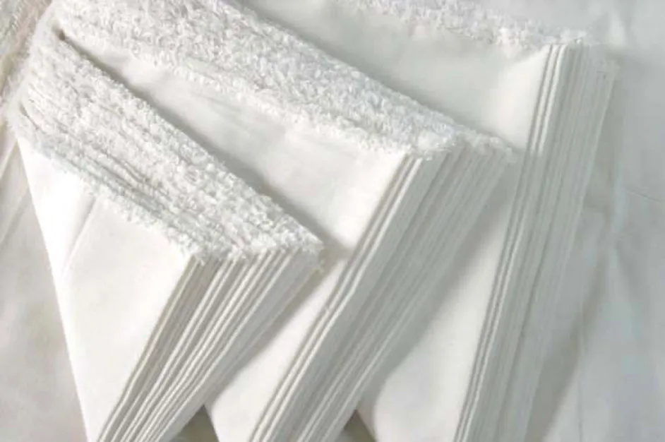 Wholesale Cheap White 100%Microfiber Brushed Plain Bedsheet Fabric