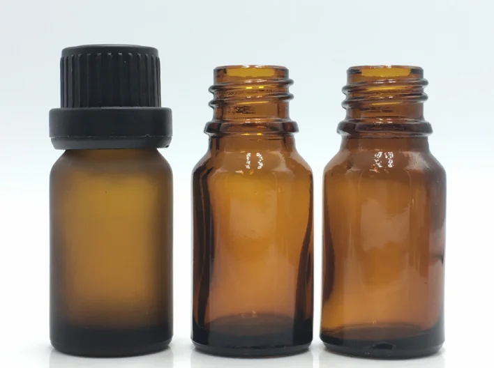 Cheaper Wholesale 5ml 10ml 15ml 20ml 30ml Amber Essential Oil  Bottle with Orifice Dropper  Aromatherapy Pipette Vials Container