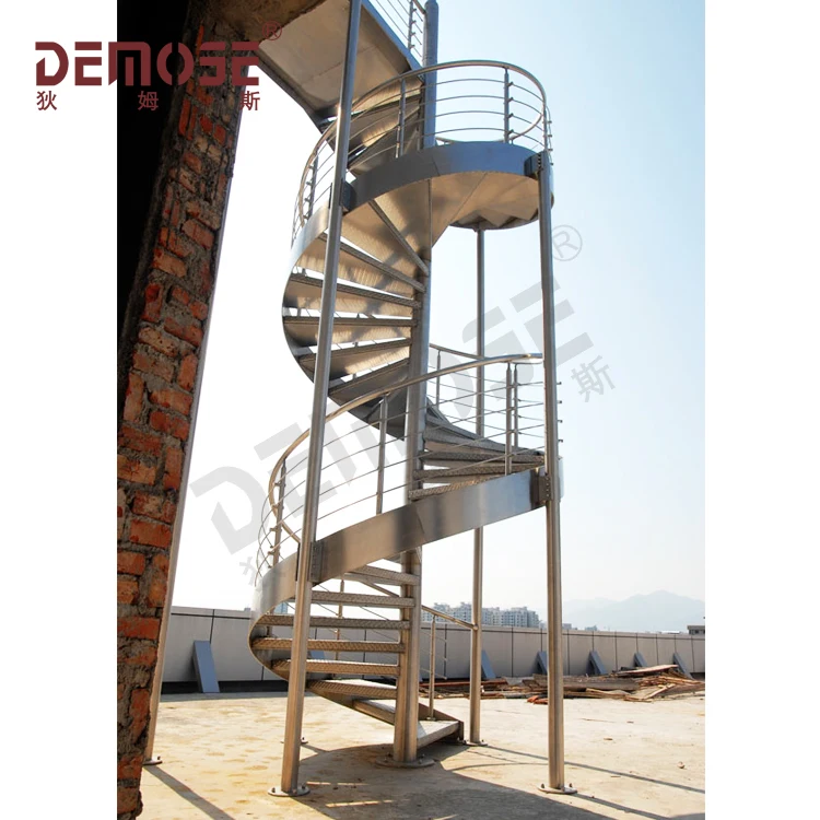small cast iron spiral stair / outdoor metal spiral stairs