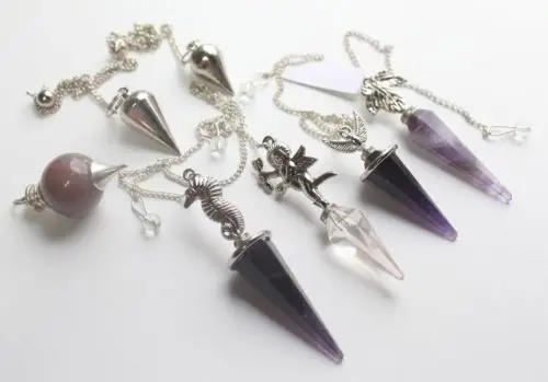Wholesale Pendulum Prism Natural Gem Stone Metal Crystal Healing Ritual Pagan Wicca Quartz Pendant Healing for Gift