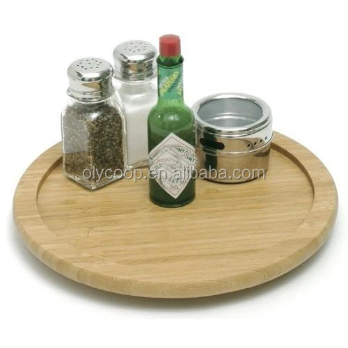 Serving trays type Quality bamboo serving platter in kitchen or restaurant
