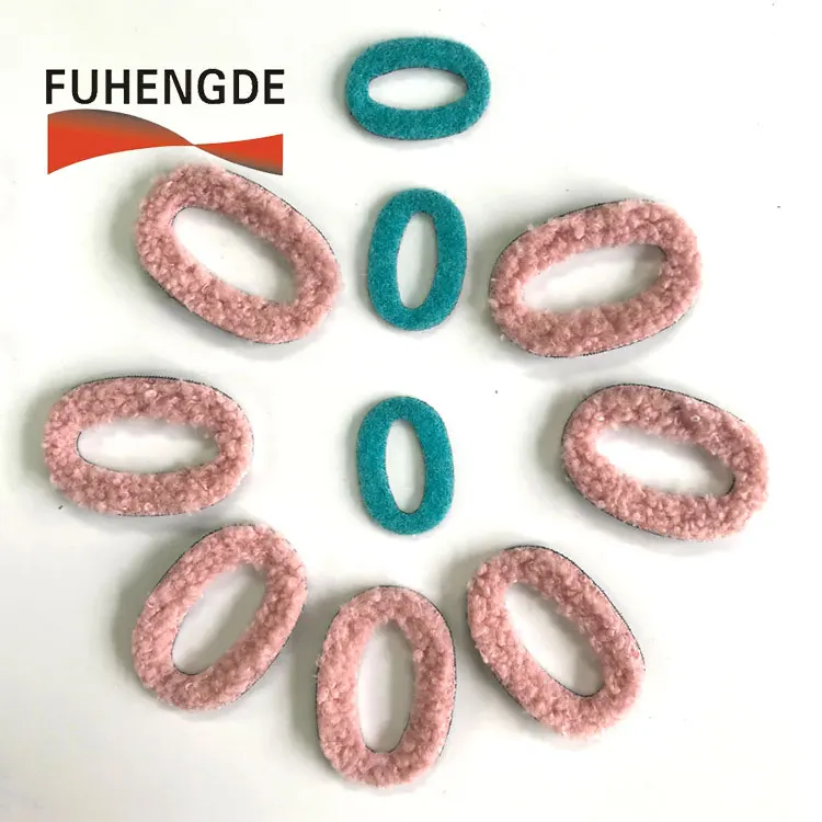 Изготовленные на заказ термоклейкие нашивки с буквами для одежды полотенец или синели